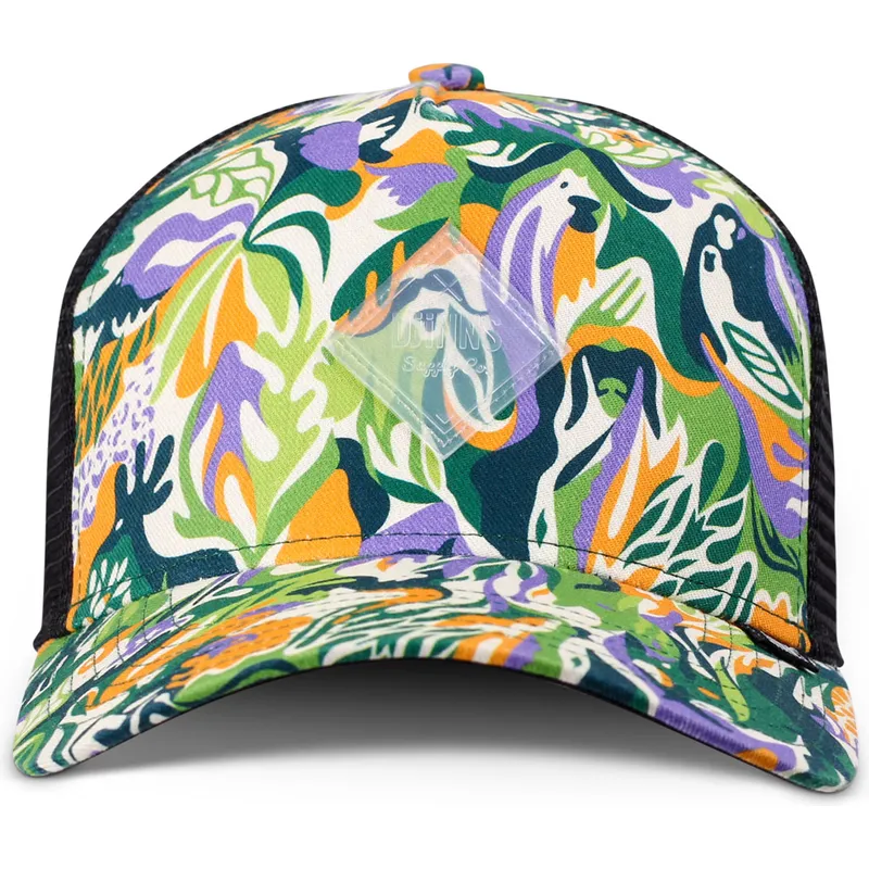 cap-izliekta-multicolor-snapback-no-djinns