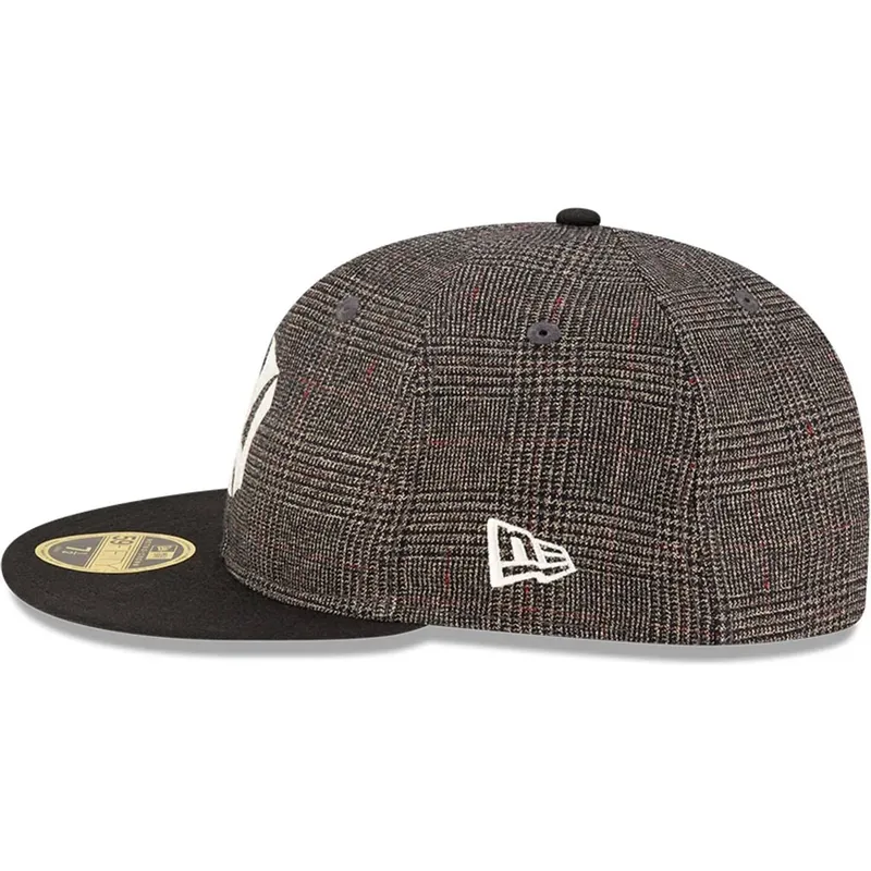 schwarze-enganliegende-flatcap-59fifty-day-retro-crown-der-new-york-yankees-mlb-von-new-era
