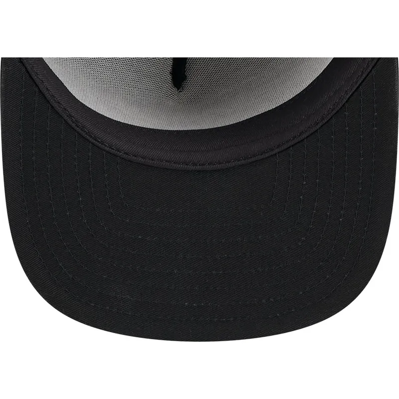 czarna-dopasowana-czapka-z-plaskim-daszkiem-59fifty-day-a-frame-chicago-bulls-nba-new-era