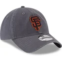verstellbare-graue-kappe-mit-gebogenem-schirm-9twenty-core-classic-der-san-francisco-giants-mlb-von-new-era