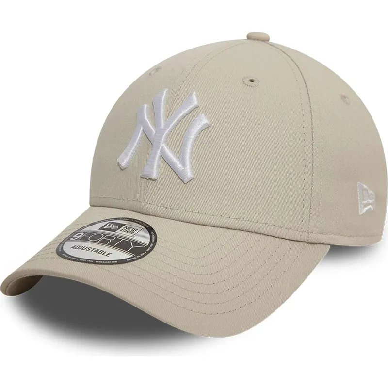 beige-verstellbare-curved-cap-mit-weissem-logo-9forty-league-essential-der-new-york-yankees-mlb-von-new-era