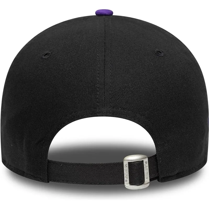 cepur-izliekta-melns-regulejams-9forty-side-patch-no-los-angeles-lakers-nba-no-new-era