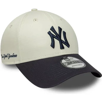Casquette courbée beige et bleue marine ajustable 9FORTY Side Script New York Yankees MLB New Era