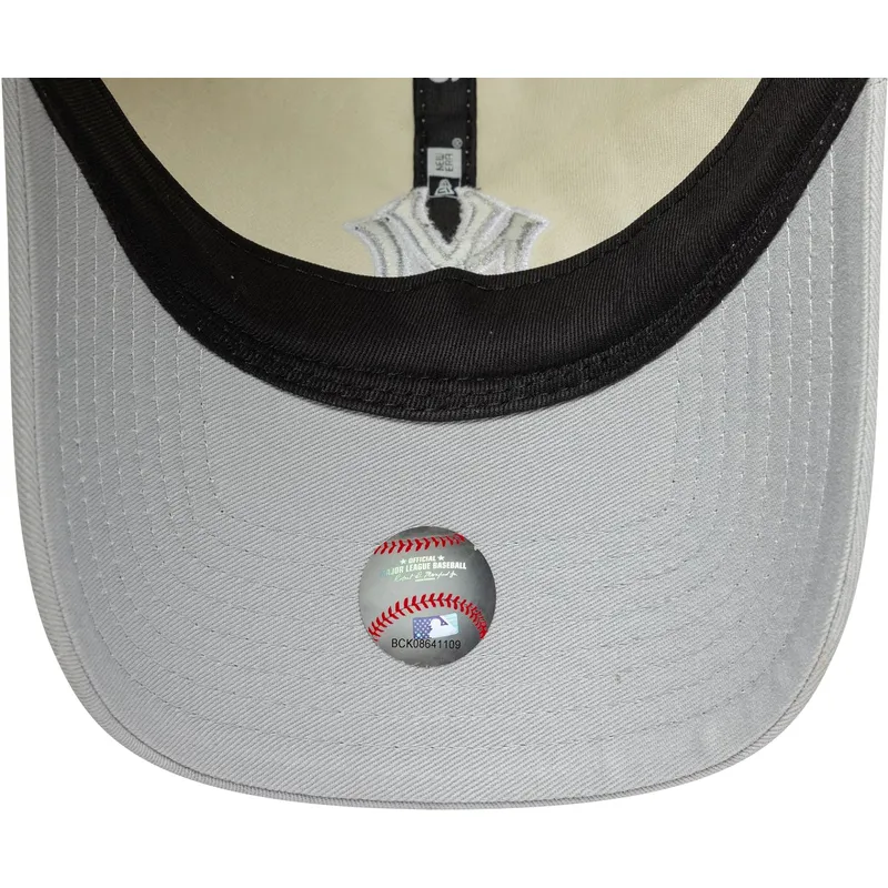 cap-izliekta-beige-adjustable-strap-9twenty-world-series-cooperstown-no-new-york-yankees-mlb-no-new-era cap-izliekta-beige-adjustable-strap-9twenty-world-series-cooperstown-no-new-york-yankees-mlb-no-new-era