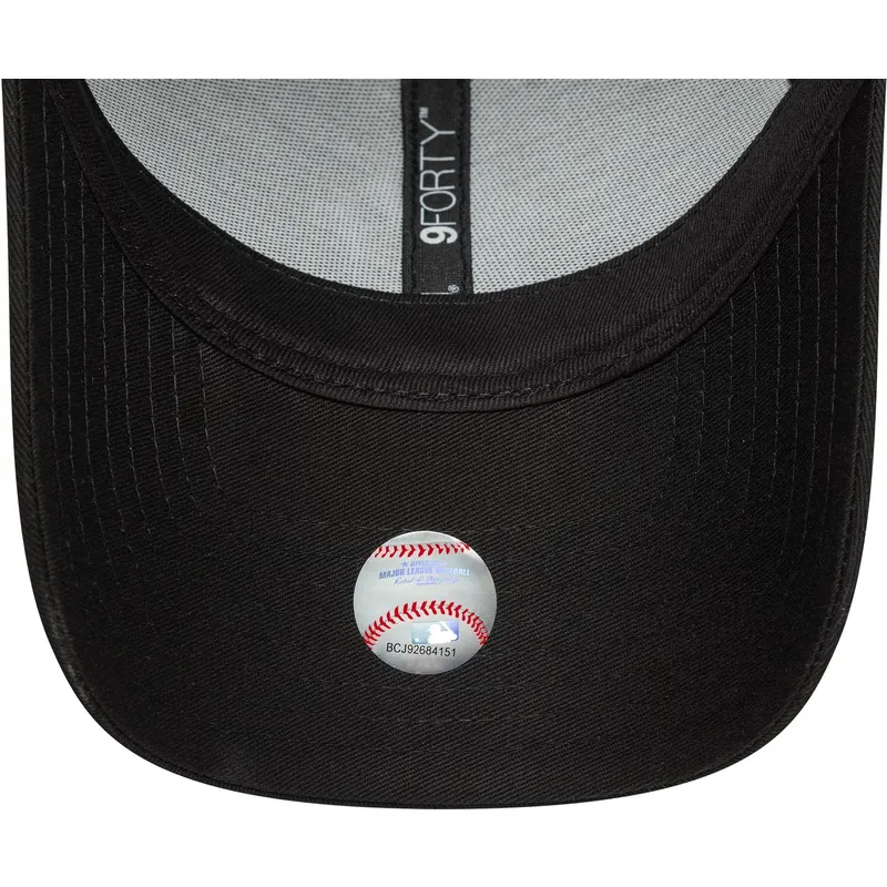 cepur-izliekta-melns-regulejams-9forty-ombre-infill-no-new-york-yankees-mlb-no-new-era