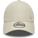 beige-verstellbare-kappe-mit-gebogenem-schirm-und-beigem-logo-9forty-tonal-flawless-der-new-york-yankees-mlb-von-new-era