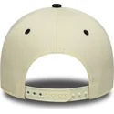 casquette-courbee-beige-et-noire-snapback-a-frame-paisley-chicago-white-sox-mlb-new-era