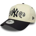 gebogene-beige-und-marineblaue-snapback-kappe-a-frame-paisley-von-new-york-yankees-mlb-von-new-era
