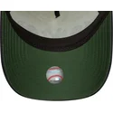 new-era-curved-brim-a-frame-paisley-new-york-yankees-mlb-beige-and-navy-blue-snapback-cap