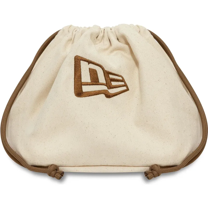 casquette-courbee-beige-ajustable-avec-logo-marron-9twenty-leather-new-york-yankees-mlb-new-era