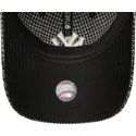 cepur-izliekta-melns-regulejams-9twenty-houndstooth-no-new-york-yankees-mlb-no-new-era
