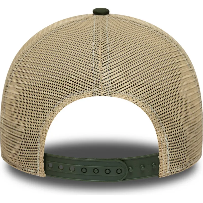 cepur-izliekta-soferis-daudzkrasains-snapback-marron-a-frame-animal-patch-no-bufalo-no-new-era