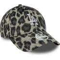 schwarze-verstellbare-damenkappe-9forty-cosy-animal-los-angeles-dodgers-mlb-von-new-era