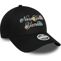 cepur-izliekta-melns-regulejama-lente-9forty-floral-script-no-new-york-yankees-mlb-no-new-era