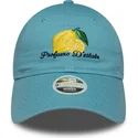 casquette-courbee-bleue-ajustable-pour-femme-9twenty-phrase-profumo-d-estate-new-era