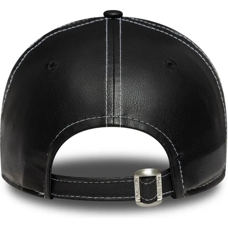 schwarze-gebogene-verstellbare-damenkappe-9forty-topstitch-pu-der-new-york-yankees-mlb-von-new-era