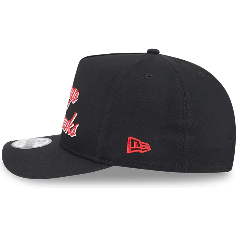 cepur-izliekta-melns-snapback-9fifty-a-frame-chainstitch-no-chicago-blackhawks-nhl-no-new-era