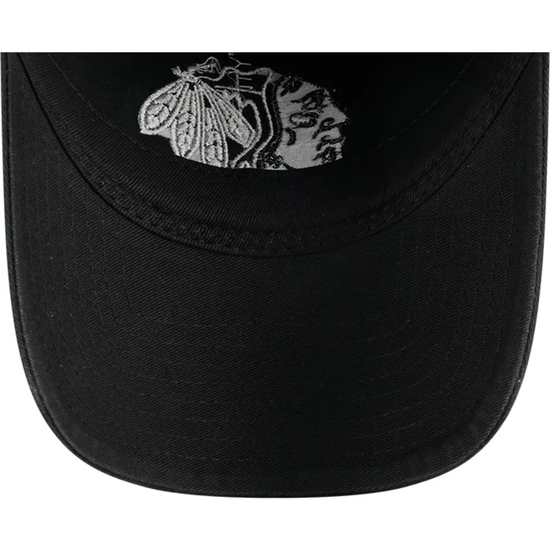 cap-izliekta-black-adjustable-strap-9twenty-stamp-no-chicago-blackhawks-nhl-no-new-era