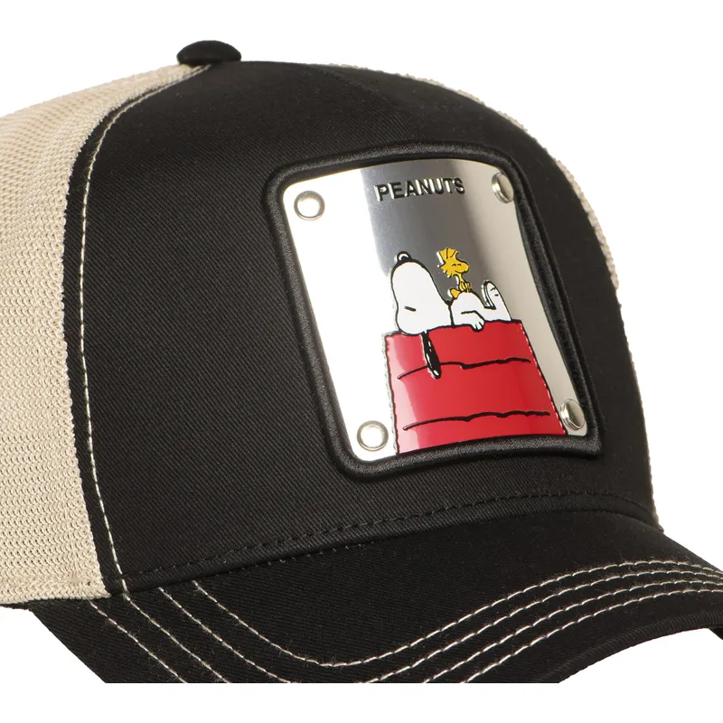 cepur-izliekta-truckeris-melns-snapback-pea6-naw6-snoopy-un-carlijs-brauns-zemesrieksti-no-capslab