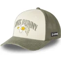 beige-und-grune-trucker-kappe-bugs-bunny-loo12-han-looney-tunes-von-capslab