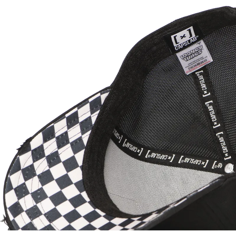 cepur-izliekta-truckeris-melns-snapback-loo12-wil-koijots-looney-tunes-no-capslab