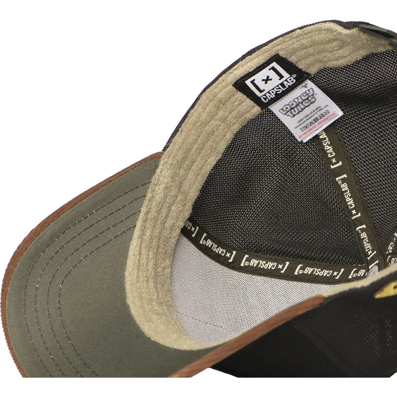 cepur-izliekta-truckeris-melns-snapback-loo12-wi2-koijots-looney-tunes-no-capslab
