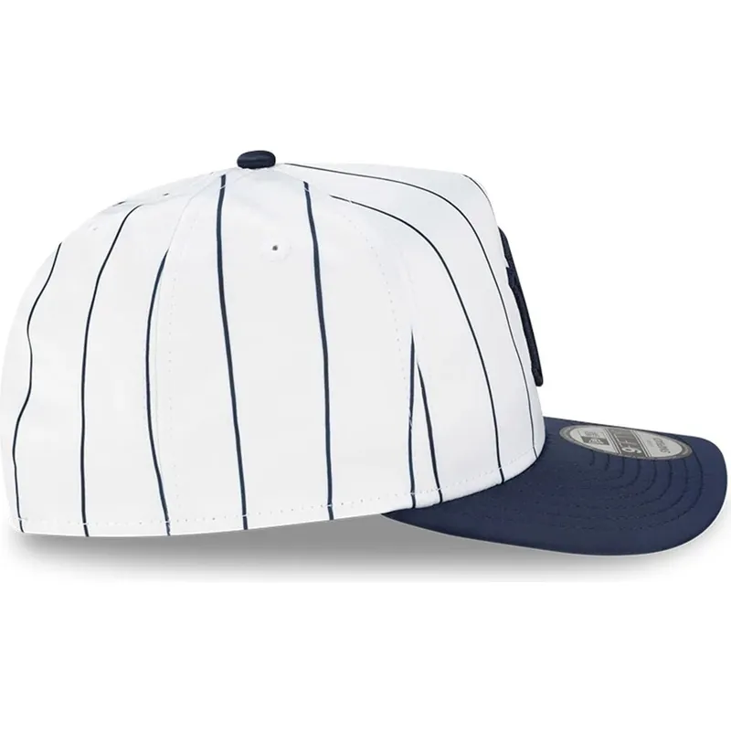 cepur-izliekta-balts-snapback-9fifty-a-frame-satin-pinstripe-no-new-york-yankees-mlb-no-new-era