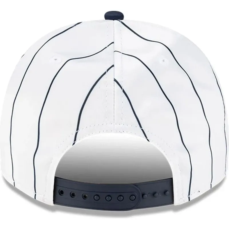 cepur-izliekta-balts-snapback-9fifty-a-frame-satin-pinstripe-no-new-york-yankees-mlb-no-new-era