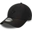 cap-izliekta-black-adjustable-strap-9forty-pin-no-chicago-bulls-nba-no-new-era