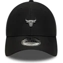 cap-izliekta-black-adjustable-strap-9forty-pin-no-chicago-bulls-nba-no-new-era