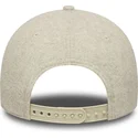 beige-gebogene-snapback-kappe-9forty-melton-wool-new-york-yankees-mlb-von-new-era