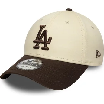 Beige und braune verstellbare Curved Cap 9FORTY Side Patch der Los Angeles Dodgers MLB von New Era