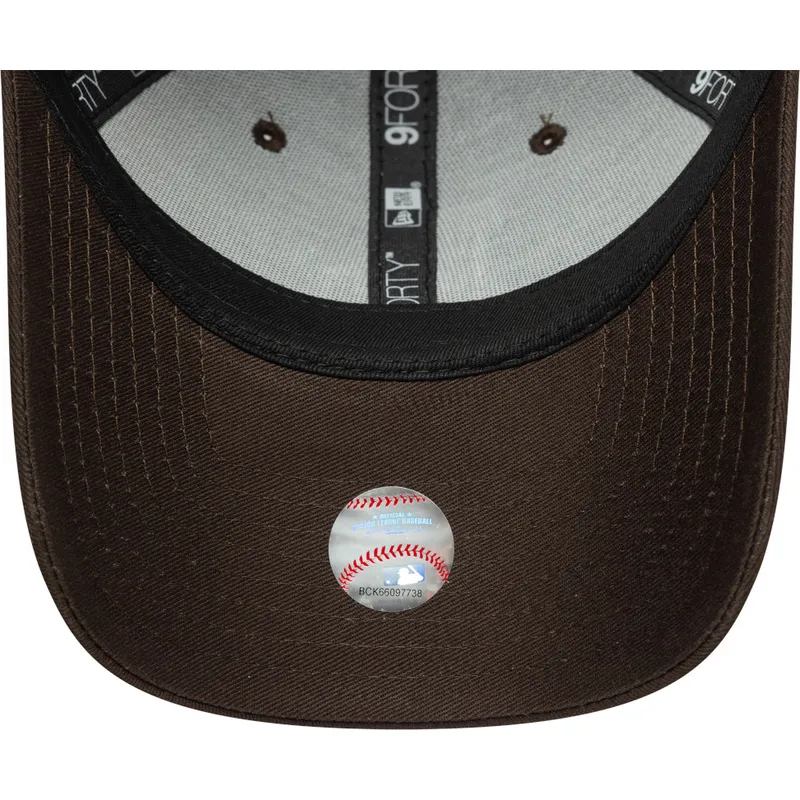 casquette-courbee-marron-ajustable-9forty-outline-los-angeles-dodgers-mlb-new-era