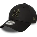schwarze-verstellbare-curved-cap-mit-grunem-logo-9forty-outline-der-new-york-yankees-mlb-von-new-era