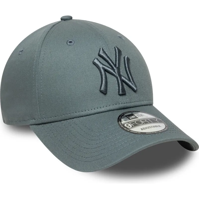 graue-verstellbare-curved-cap-mit-grauem-logo-9forty-league-essential-der-new-york-yankees-mlb-von-new-era