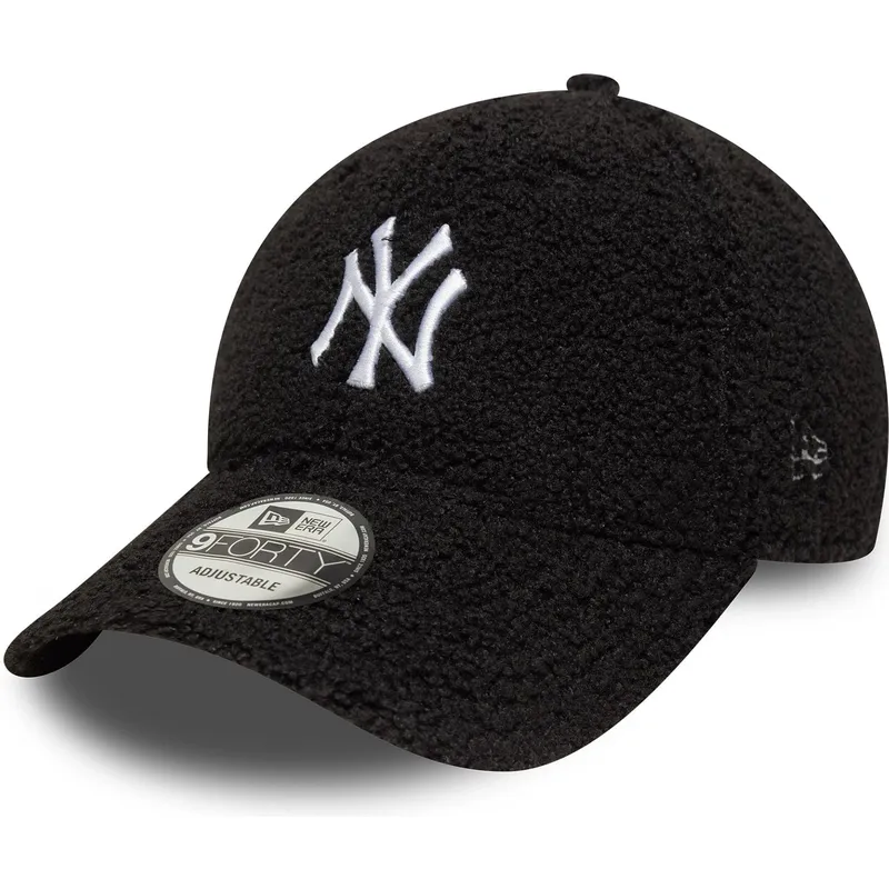 casquette-courbee-noire-ajustable-9forty-winter-borg-new-york-yankees-mlb-new-era