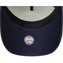 bezowa-i-granatowa-czapka-z-zakrzywionym-daszkiem-snapback-9forty-e-frame-world-series-patch-new-york-yankees-mlb-new-era