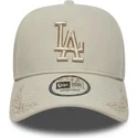 beige-bojd-keps-snapback-med-beige-logotyp-9forty-e-frame-tonal-icon-fran-los-angeles-dodgers-mlb-av-new-era