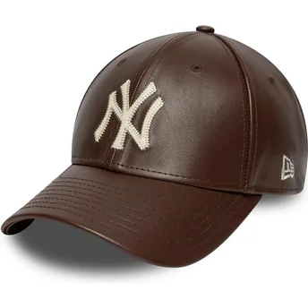 Gorra curva marrón ajustable 9FORTY M-Crown Img Leather de New York Yankees MLB de New Era