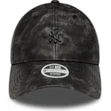 cepur-izliekta-melns-regulejams-9twenty-worn-pu-no-new-york-yankees-mlb-no-new-era