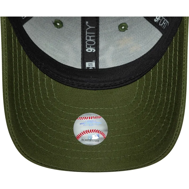 cepur-izliekta-zals-regulejams-berniem-9forty-space-icon-no-new-york-yankees-mlb-no-new-era