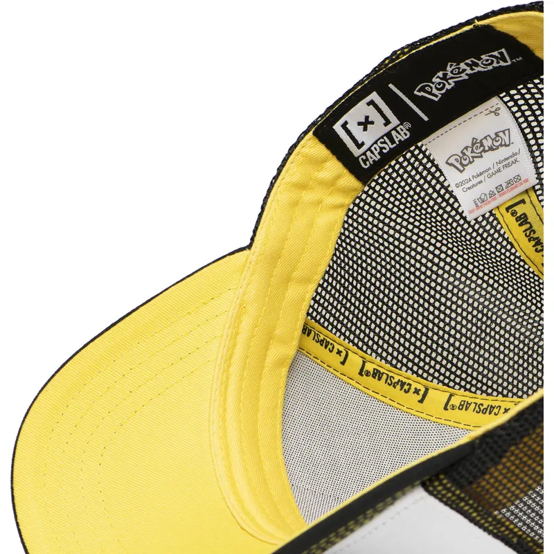 gorra-trucker-blanca-y-negra-pikachu-pkm6-ele-pokemon-de-capslab