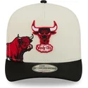 casquette-courbee-beige-et-noire-snapback-9fifty-a-frame-precurved-hardwood-classics-chicago-bulls-nba-new-era