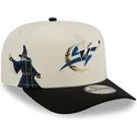 beige-und-schwarze-gebogene-snapback-kappe-9fifty-a-frame-precurved-hardwood-classics-der-washington-wizards-nba-von-new-era