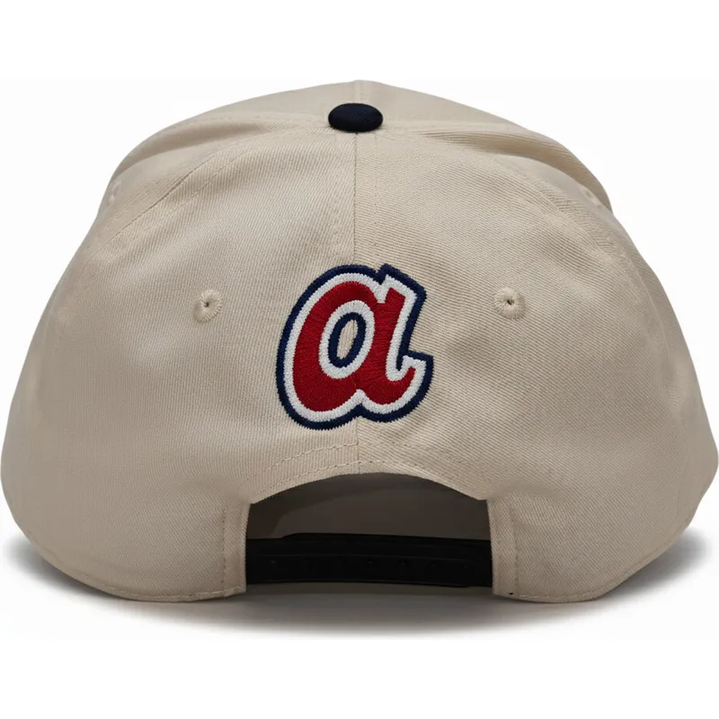 nike-mlb-atlanta-braves-rise-structured-snapback-kappe-in-beige-und-schwarz