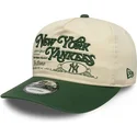 beige-und-grune-verstellbare-curved-cap-19twenty-washed-graphic-der-new-york-yankees-mlb-von-new-era