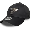 graue-gebogene-snapback-kappe-9forty-metallic-der-chicago-bulls-nba-von-new-era