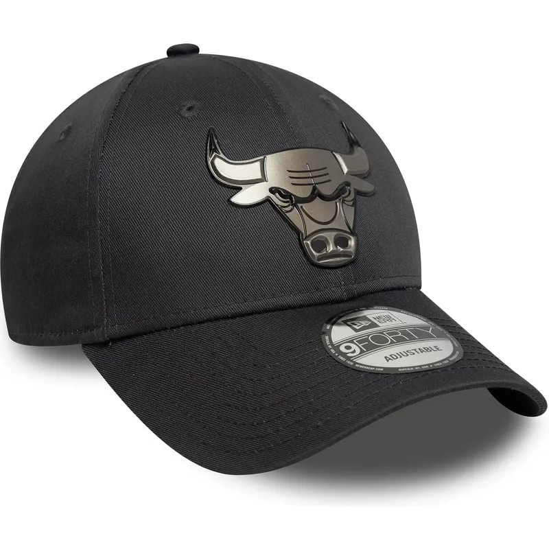 gra-kurvad-keps-snapback-9forty-metallic-fran-chicago-bulls-nba-av-new-era