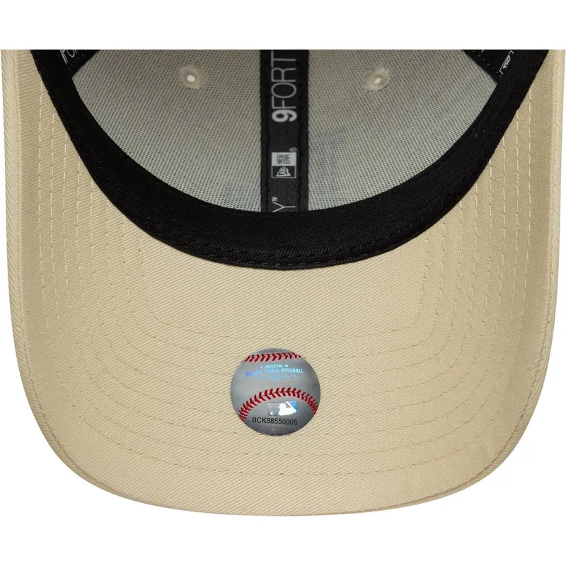new-era-curved-brim-brown-logo-9forty-league-essential-los-angeles-dodgers-mlb-beige-adjustable-cap
