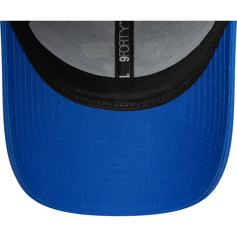 cap-izliekta-blue-adjustable-strap-9forty-seasonal-no-manchester-united-football-club-premier-league-no-new-era
